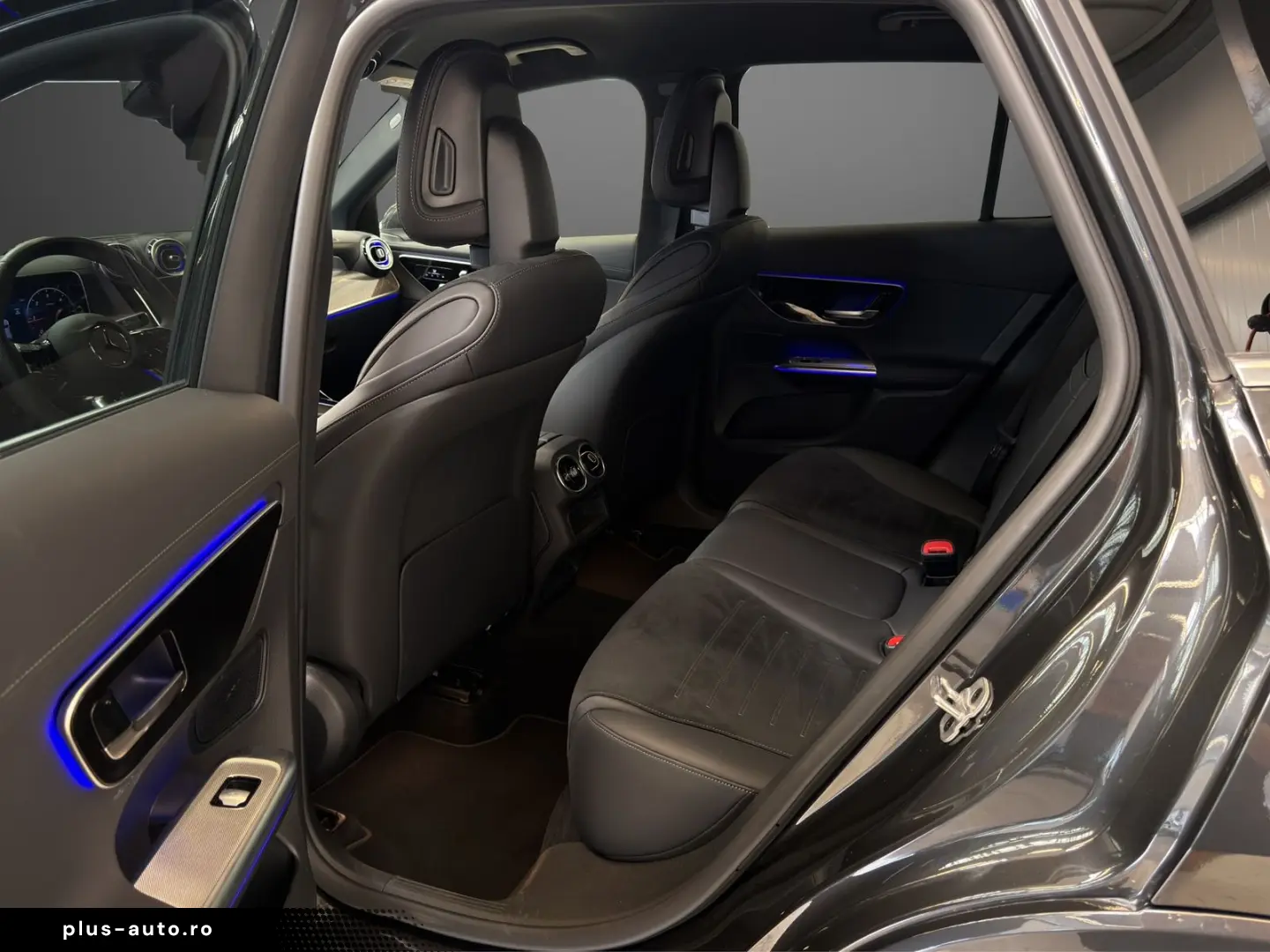 MERCEDES-BENZ GLC 300 d 4M AMG  AHK EDW MEMORY KAMER&hellip;
