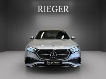 MERCEDES-BENZ E 300 T de 4M AMG AHK Pano 360  Keyles…