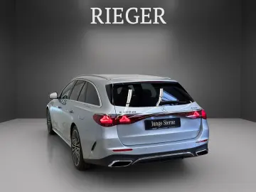 MERCEDES-BENZ E 300 T de 4M AMG AHK Pano 360  Keyles…