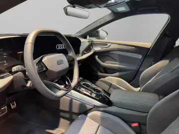 AUDI A6 Avant 2.0 TDI qu. S Line Matrix AHK Pano edit