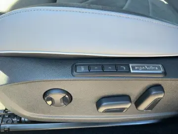 VW ID.3 170kw Pro S 5JG MATRIX NAVI AHK HuD HARMAN