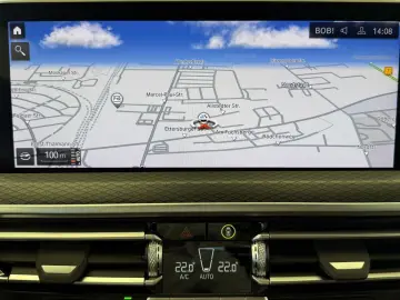 BMW X3 M40d LED LC Prof AHK HUD Kamera Memory SHZ PD