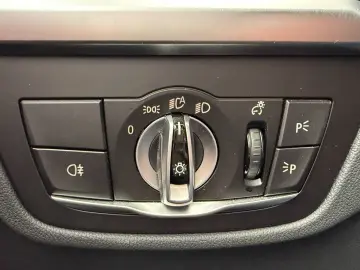 BMW X3 M40d LED LC Prof AHK HUD Kamera Memory SHZ PD