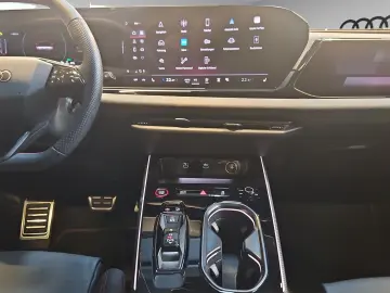 AUDI A6 Avant 3.0TFSI qu. S Line AHK Matrix Navi