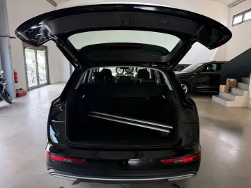 AUDI Q5 40 TFSI quattro S-Line