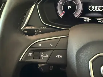 AUDI Q5 40 TFSI quattro S-Line