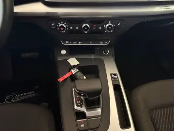 AUDI Q5 40 TFSI quattro S-Line
