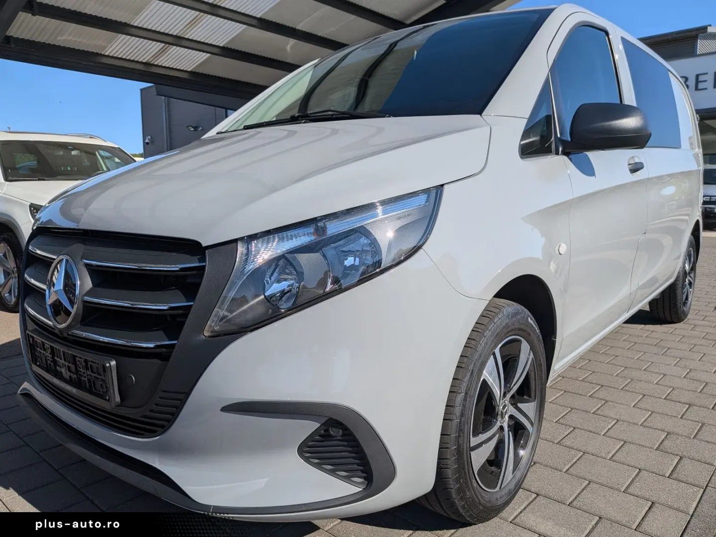 MERCEDES-BENZ Vito Mixto 114 kompakt PRO Aut Navi 5Sitze AHK