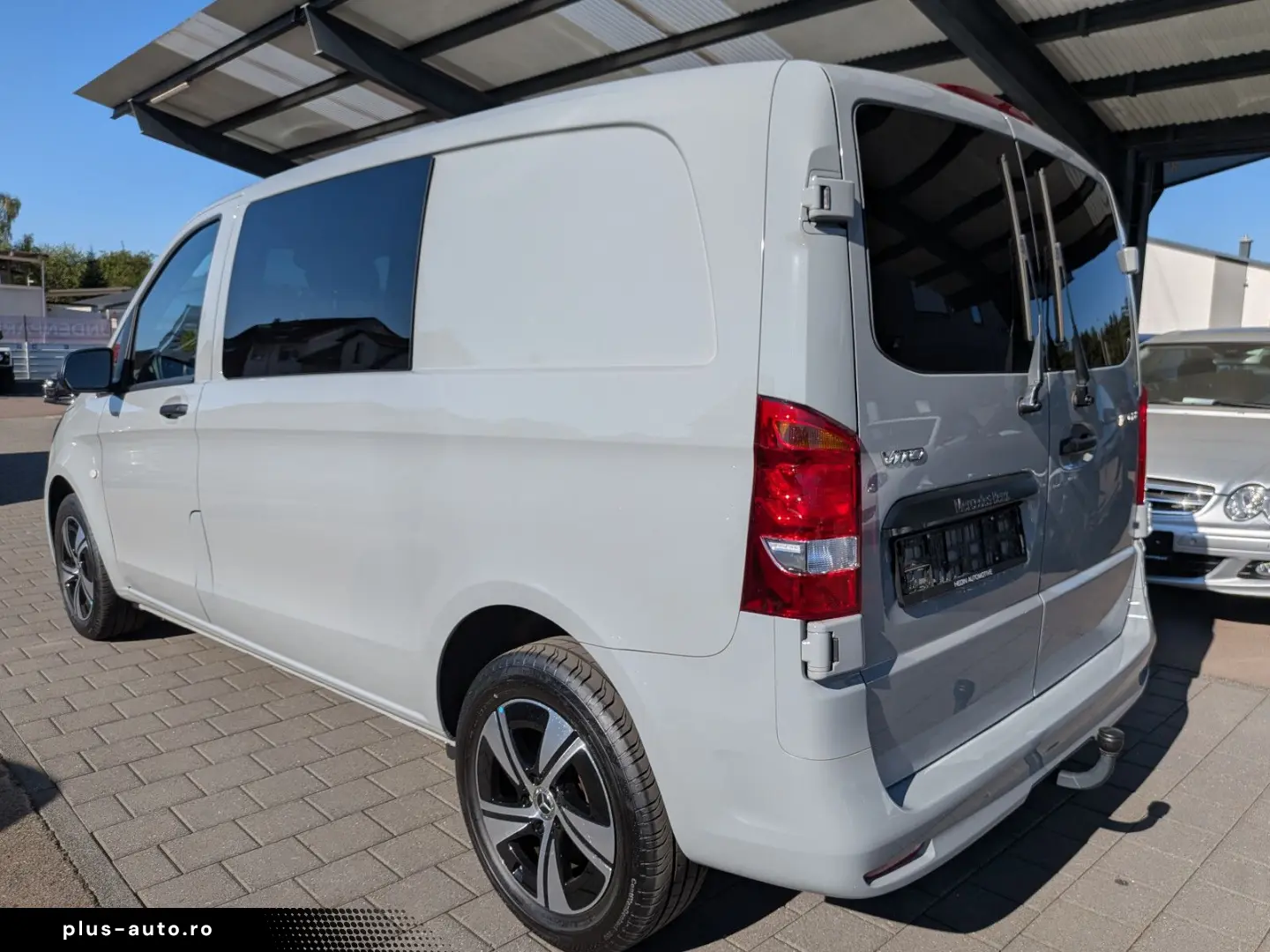 MERCEDES-BENZ Vito Mixto 114 kompakt PRO Aut Navi 5Sitze AHK