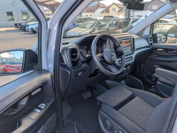 MERCEDES-BENZ Vito Mixto 114 kompakt PRO Aut Navi 5Sitze AHK