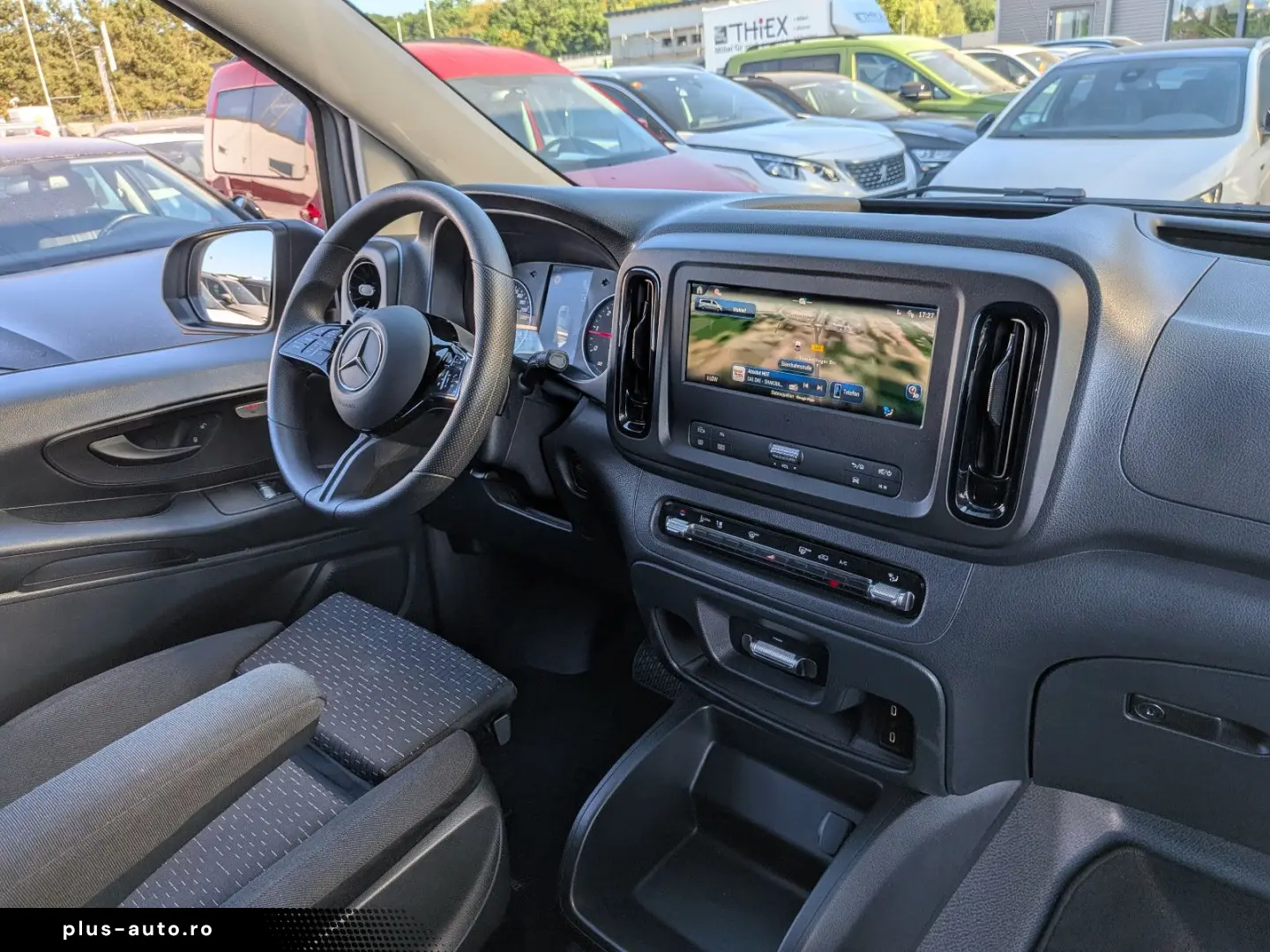 MERCEDES-BENZ Vito Mixto 114 kompakt PRO Aut Navi 5Sitze AHK