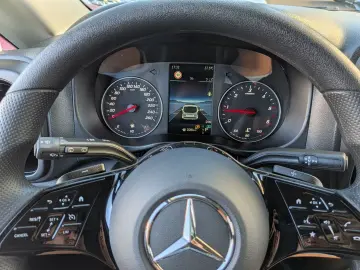 MERCEDES-BENZ Vito Mixto 114 kompakt PRO Aut Navi 5Sitze AHK