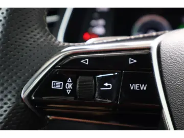 AUDI A7 55 TFSI e quattro S line B&O Matrix Pano