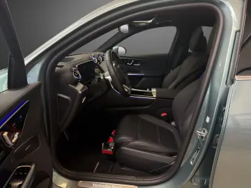 MERCEDES-BENZ GLC 400 e 4M Coupé AMG AHK HUD Pano Ai…