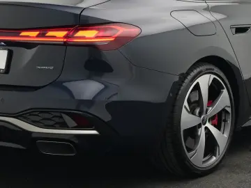AUDI A5 Limousine e-hybrid quattro S tronic  AHK NAVI