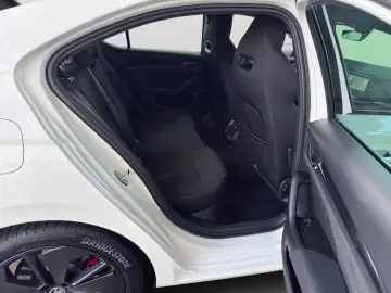 SKODA Octavia Lim. RS  KAMERA 4XSITZHEIZ SUNSET COLUMB