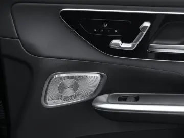 MERCEDES-BENZ GLC 43 AMG 4M Pano AHK 360 HUD DIGITAL…