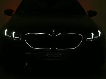 BMW M5 NP 160290.- AHK Panorama ACC B&W V-Max 20 21