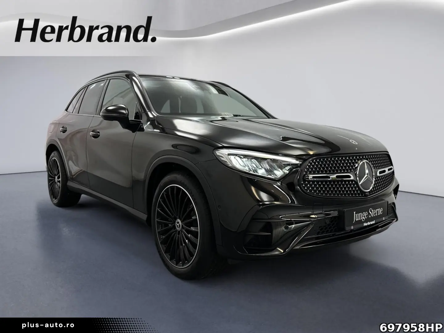 MERCEDES-BENZ GLC 300 4M AMG Pano AHK Night Memory C&hellip;