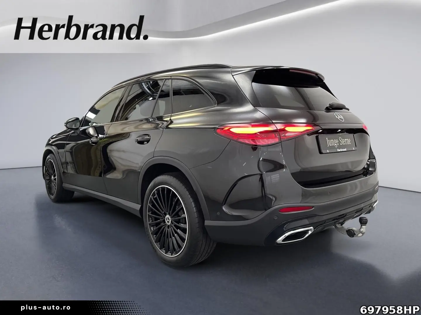 MERCEDES-BENZ GLC 300 4M AMG Pano AHK Night Memory C&hellip;