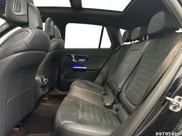 MERCEDES-BENZ GLC 300 4M AMG Pano AHK Night Memory C…