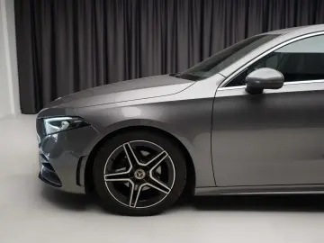 Mercedes-Benz A200d