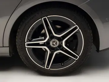 Mercedes-Benz A200d