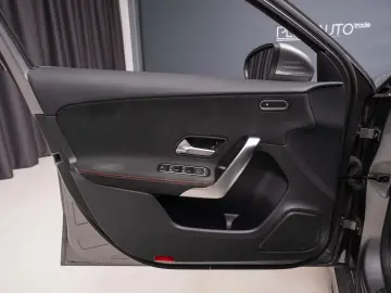 Mercedes-Benz A200d