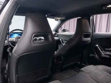 Mercedes-Benz A200d