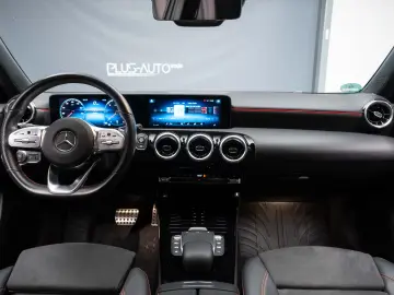 Mercedes-Benz A200d