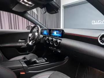 Mercedes-Benz A200d