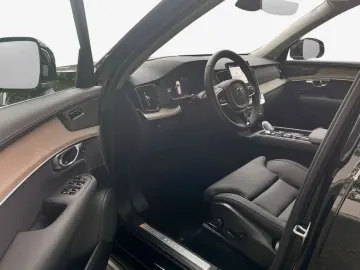 VOLVO XC90 B5 B AWD Plus Bright