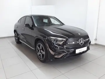 MERCEDES-BENZ GLC 300 4M Coupé AMG PANO HUD BURMESTE…