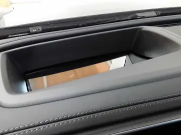 MERCEDES-BENZ GLC 300 4M Coupé AMG PANO HUD BURMESTE…