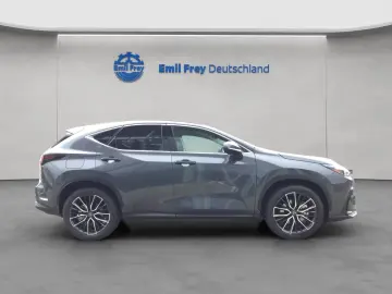 Lexus NX 450h Luxury Line Alle Extras Modell2026