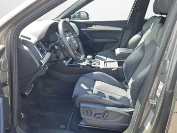 AUDI Q5 40 TFSI S tronic