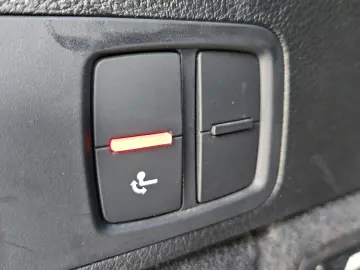 AUDI Q5 40 TFSI S tronic