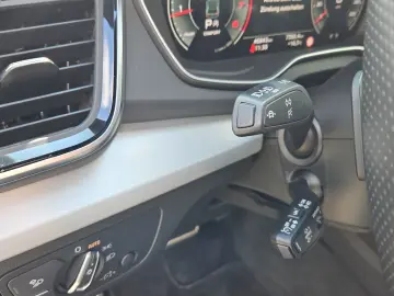 AUDI Q5 40 TFSI S tronic