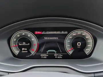 AUDI Q5 TFSI Stronic quattro