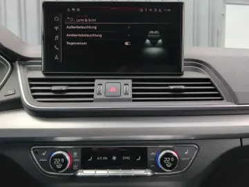 AUDI Q5 TFSI Stronic quattro