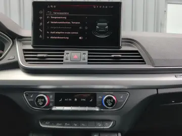 AUDI Q5 TFSI Stronic quattro