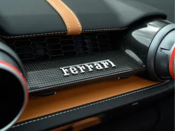 FERRARI 812 GTS ATELIER   LIFT   CARBONE   TVA