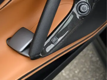 FERRARI 812 GTS ATELIER   LIFT   CARBONE   TVA