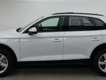 AUDI Q5 40 TFSI quattro
