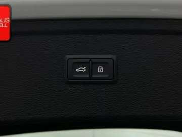 AUDI Q5 40 TFSI quattro