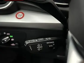 AUDI Q5 40 TFSI quattro