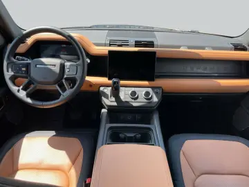 LAND ROVER Defender 110 D300 X-Dynamic HSE Pano  22&…