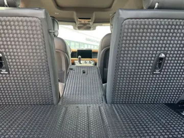 LAND ROVER Defender 110 D300 X-Dynamic HSE Pano  22&…