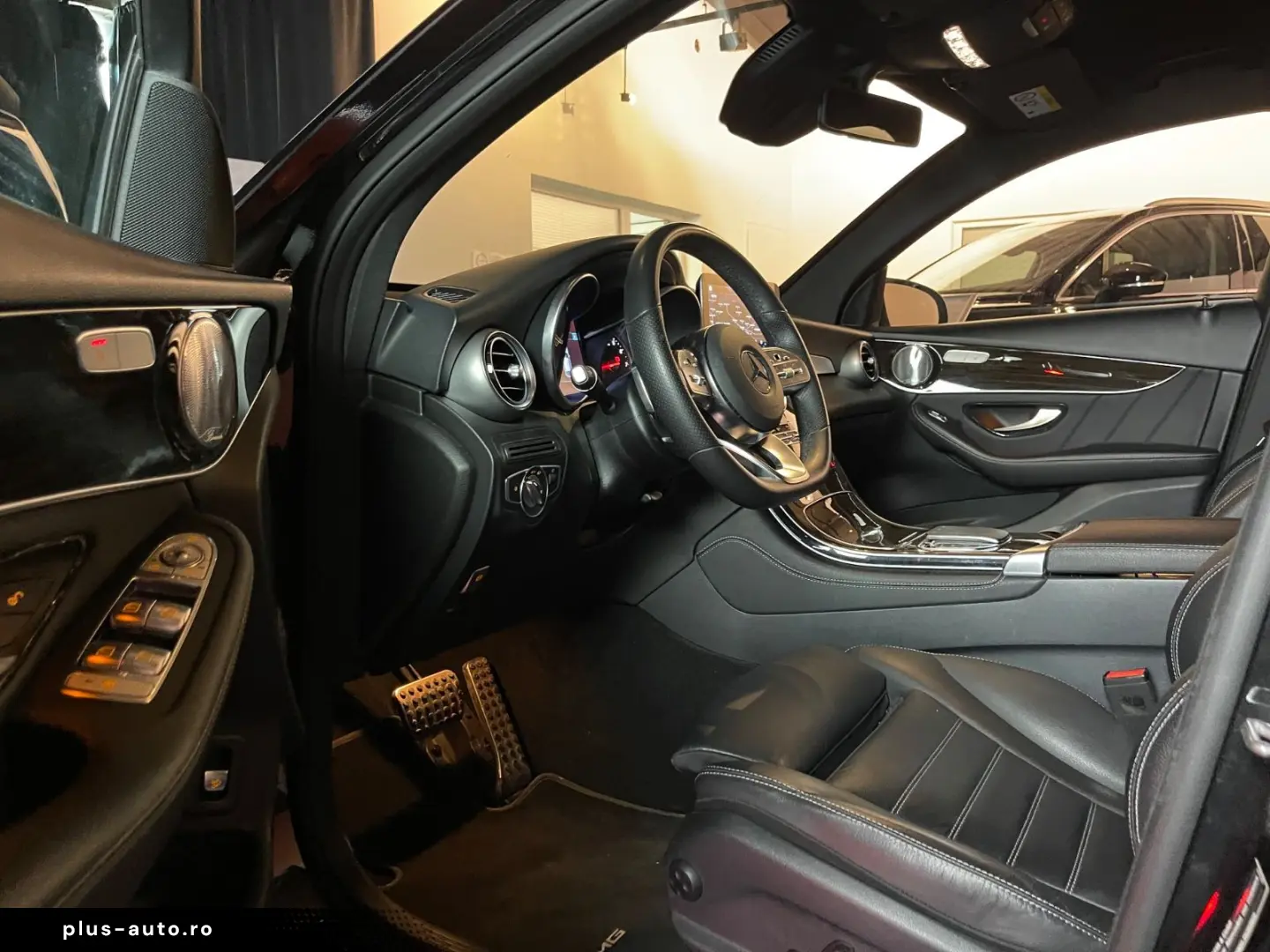 MERCEDES-BENZ GLC Coupe   4Matic   AMG   Burmester