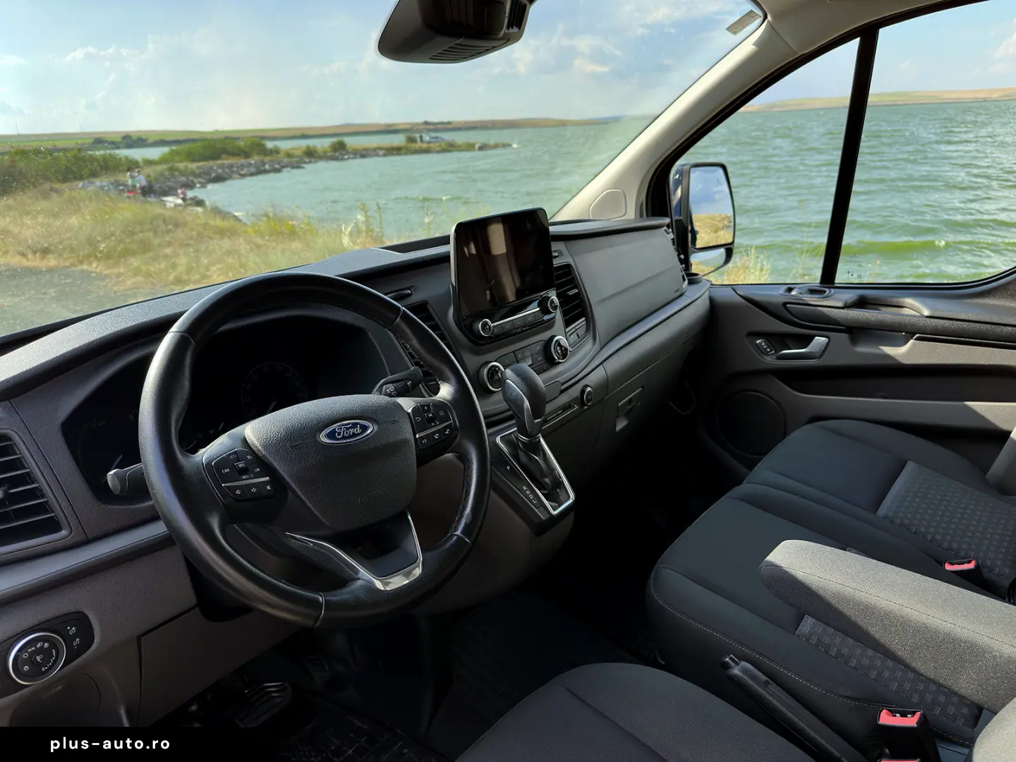 CAMPERVAN - Ford Transit Custom Hybrid Plugin